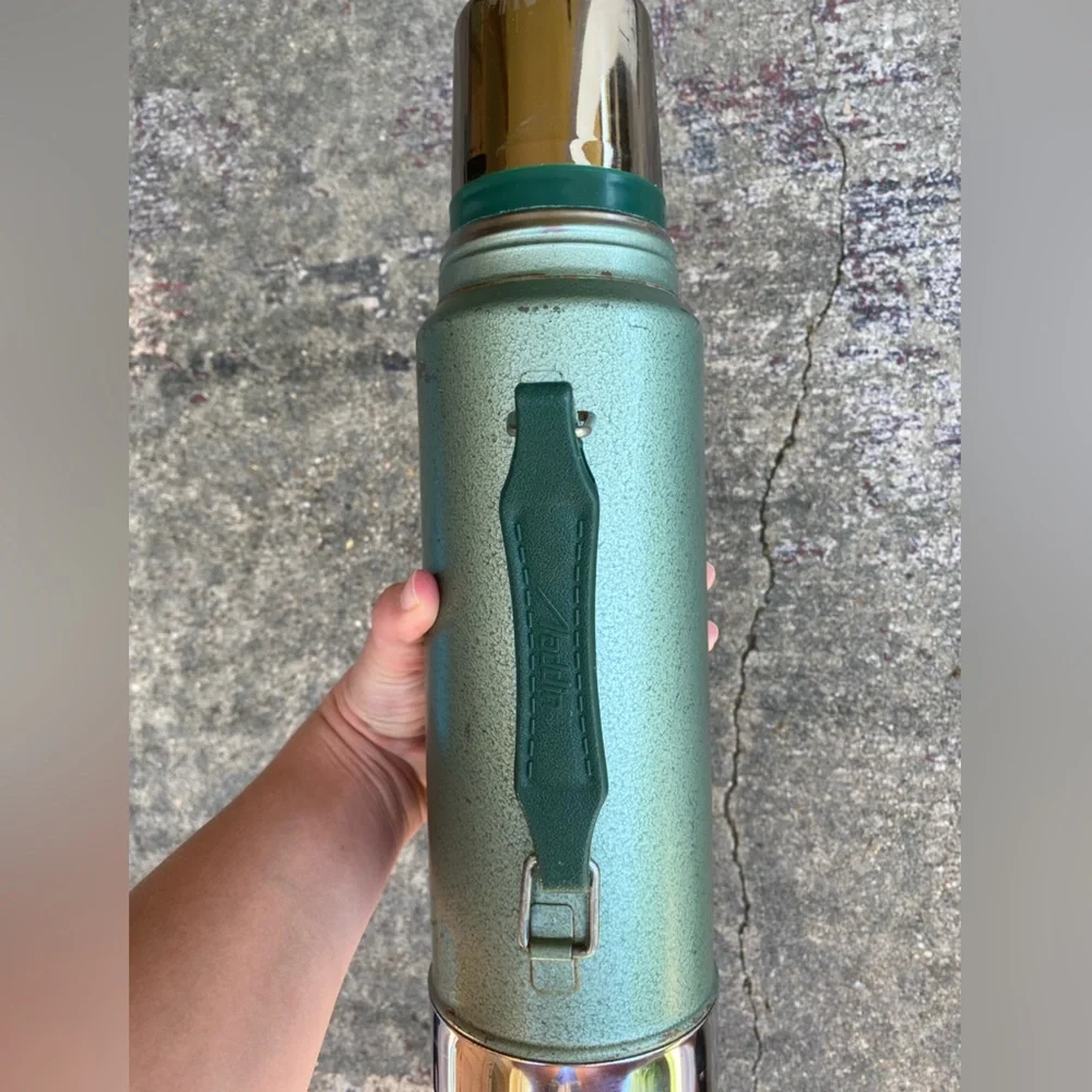 Vintage Retro Stanley Aladdin Green Thermos with Silver Top 1 Quart Hot and Cold